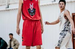 开云下载-强强对话，赛场上的激烈角逐再次上演的简单介绍