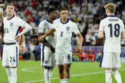 开云体育官方网站-罗马尼亚惊险获胜，晋级淘汰赛！