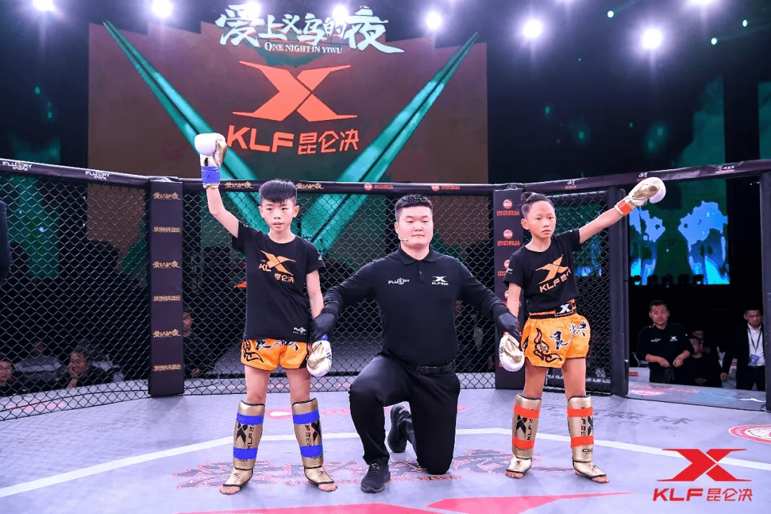 关于阿尔及利亚选手全力以赴迈向冠军的信息